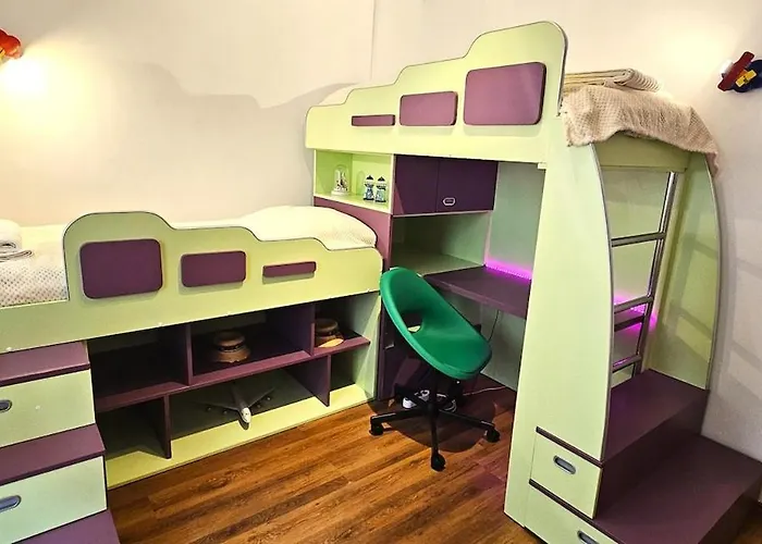 Apartment Yb *