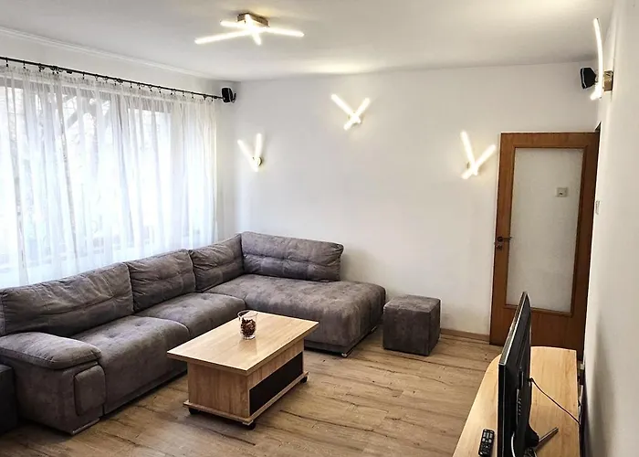 Yb Apartment *