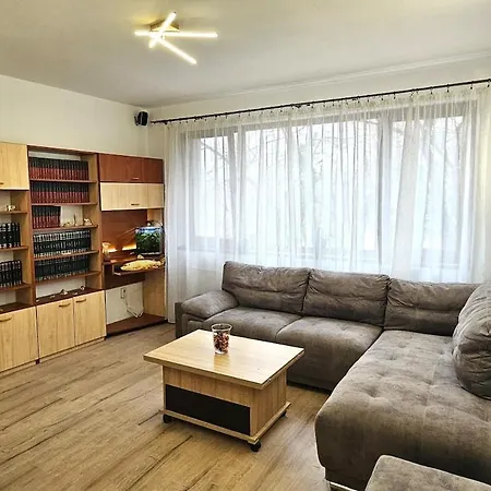 Apartament Yb *