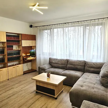 Apartament Yb